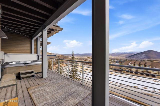 2752 W High Mountain Road 1901, Park City, UT 84098
