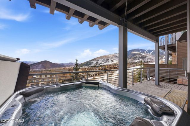 2752 W High Mountain Road 1901, Park City, UT 84098