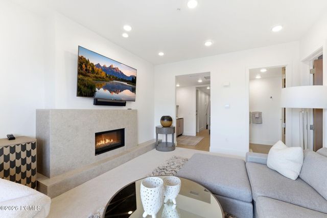 2752 W High Mountain Road 1901, Park City, UT 84098