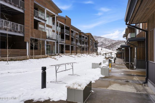 2752 W High Mountain Road 1901, Park City, UT 84098
