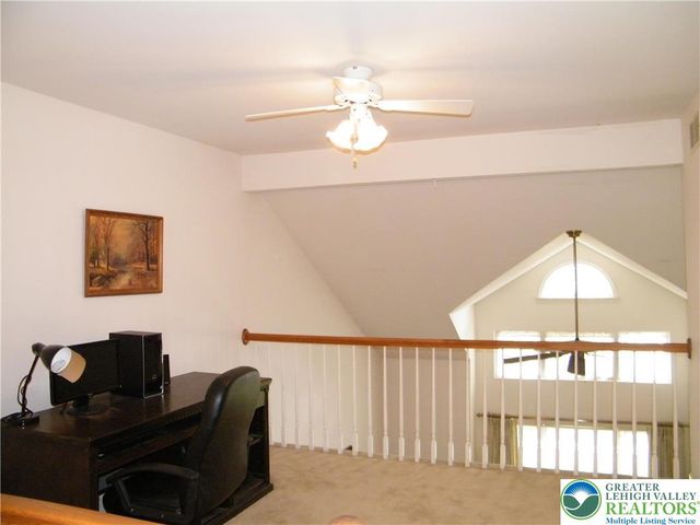 322 Surrey Place 322, Macungie Boro, PA 18062