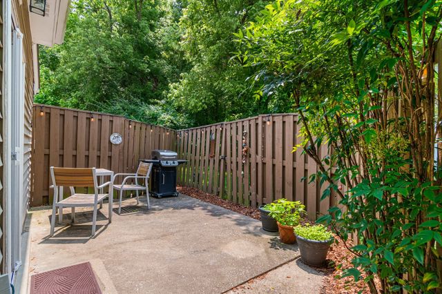 367 Yorkshire Circle, Nashville, TN 37211