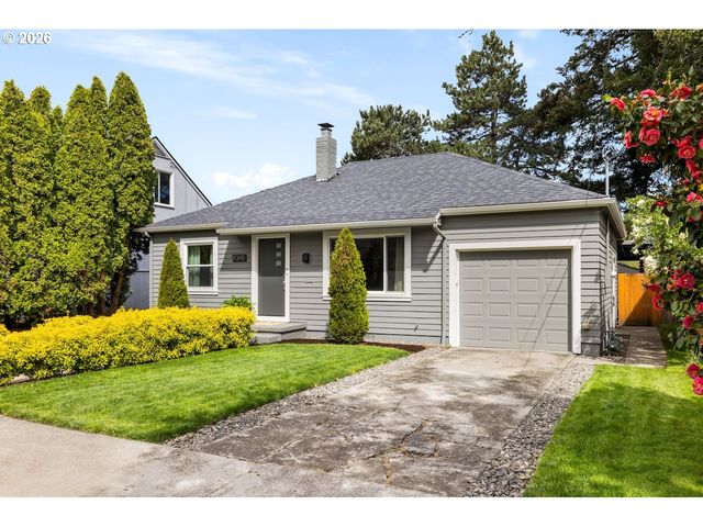 8345 Ne PACIFIC St, Portland, OR 97220