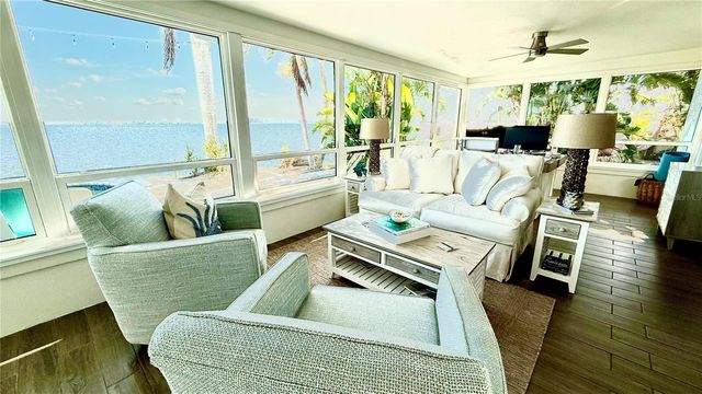 980 BOCA CIEGA ISLE DRIVE, St Pete Beach, FL 33706