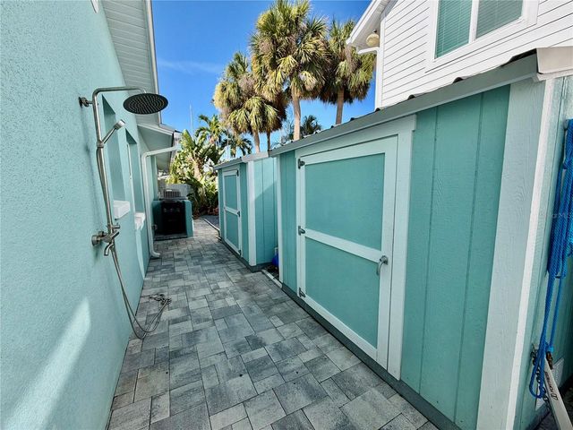 980 BOCA CIEGA ISLE DRIVE, St Pete Beach, FL 33706