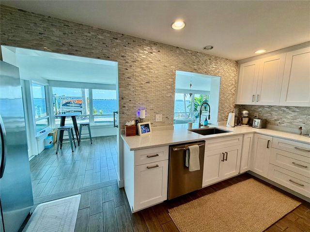 980 BOCA CIEGA ISLE DRIVE, St Pete Beach, FL 33706