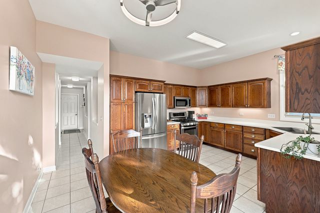 151 Course Drive, Lake In The Hills, IL 60156