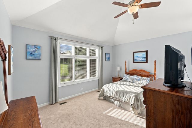 151 Course Drive, Lake In The Hills, IL 60156