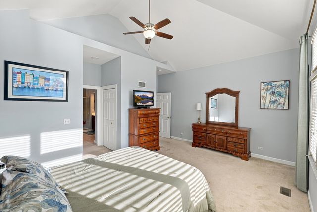 151 Course Drive, Lake In The Hills, IL 60156
