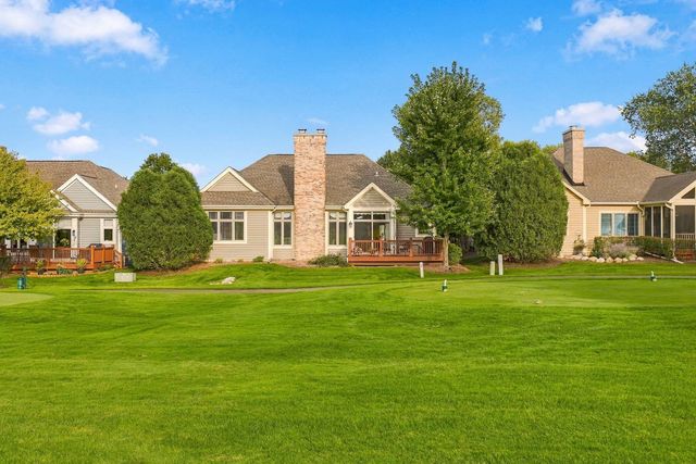 151 Course Drive, Lake In The Hills, IL 60156