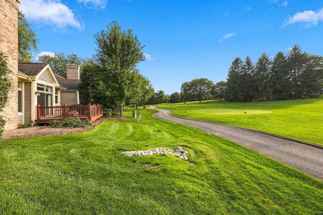 151 Course Drive, Lake In The Hills, IL 60156