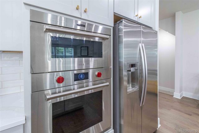 5532 Timber Glen Court, Ann Arbor, MI 48108