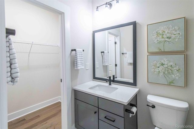 5532 Timber Glen Court, Ann Arbor, MI 48108