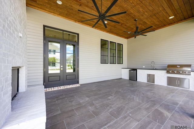 2713 Pointe-marie Dr, Baton Rouge, LA 70820