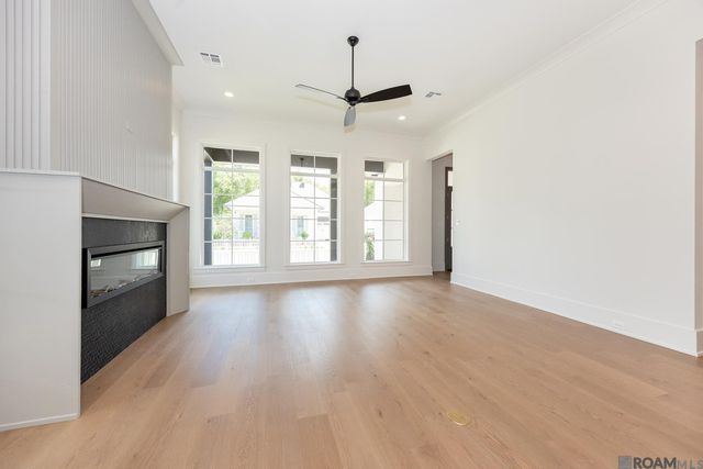 2713 Pointe-marie Dr, Baton Rouge, LA 70820