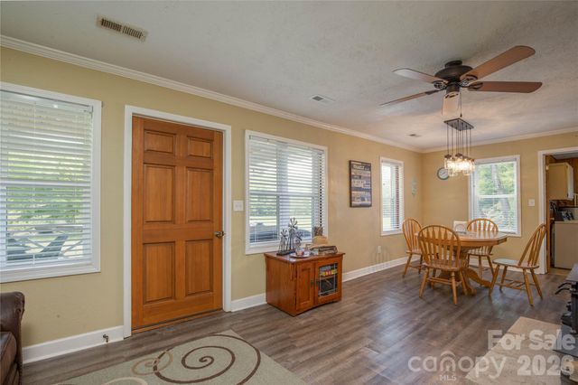 84 Sheets Farm Road, Bakersville, NC 28705
