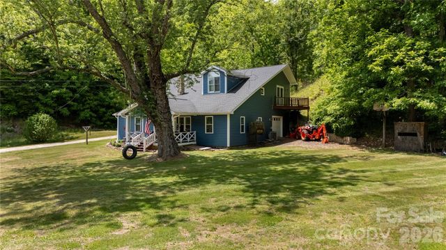 84 Sheets Farm Road, Bakersville, NC 28705