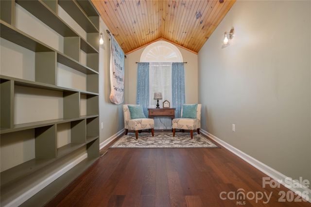 84 Sheets Farm Road, Bakersville, NC 28705