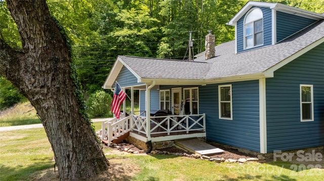 84 Sheets Farm Road, Bakersville, NC 28705