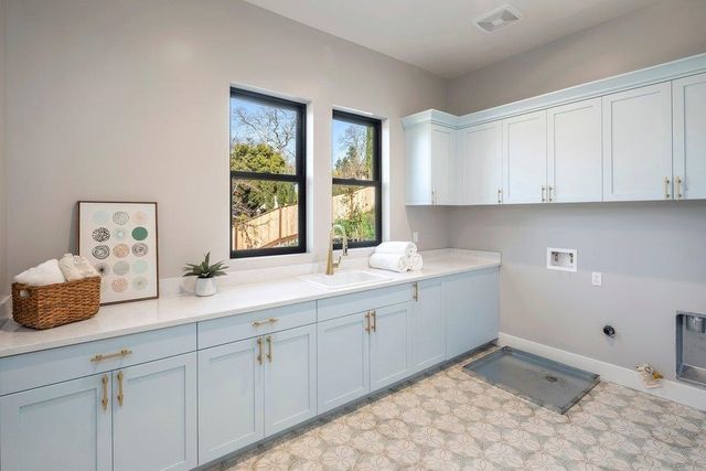 180 Castle Hill Ranch Rd, Walnut Creek, CA 94595