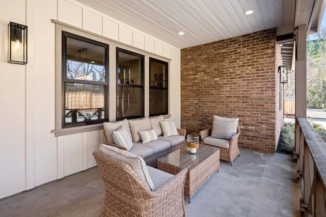 180 Castle Hill Ranch Rd, Walnut Creek, CA 94595