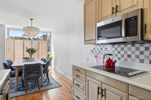 14141 Dickens 312, Sherman Oaks, CA 91423