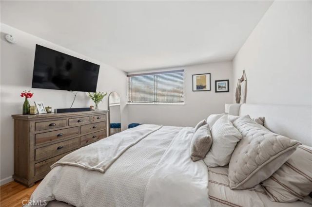 14141 Dickens 312, Sherman Oaks, CA 91423