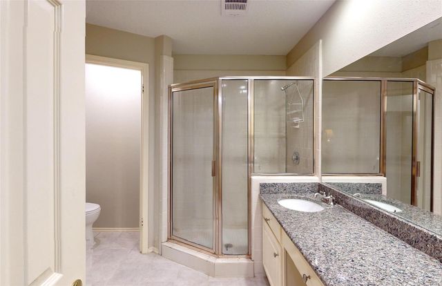 3011 Flower Field Lane, Pearland, TX 77584