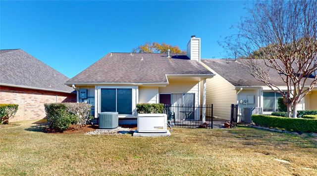 3011 Flower Field Lane, Pearland, TX 77584