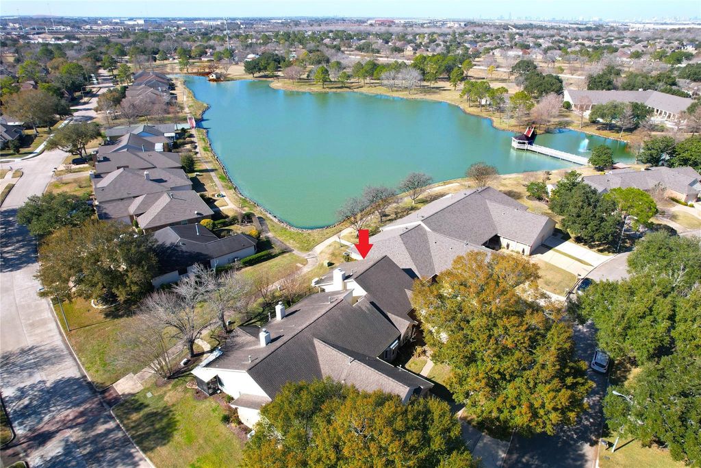 3011 Flower Field Lane, Pearland, TX 77584