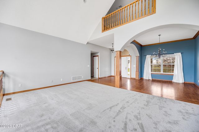 913 W Briarbrook Lane, Carl Junction, MO 64834