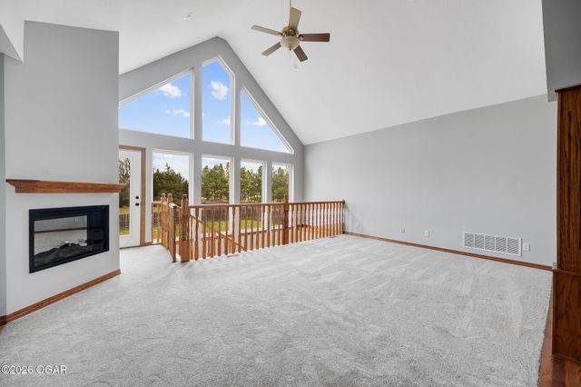 913 W Briarbrook Lane, Carl Junction, MO 64834