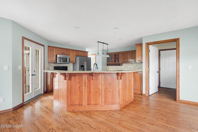 913 W Briarbrook Lane, Carl Junction, MO 64834