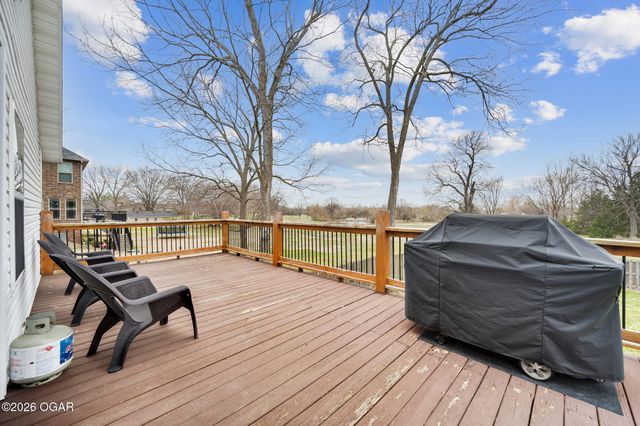 913 W Briarbrook Lane, Carl Junction, MO 64834