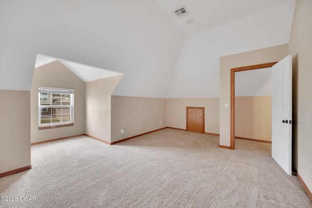 913 W Briarbrook Lane, Carl Junction, MO 64834