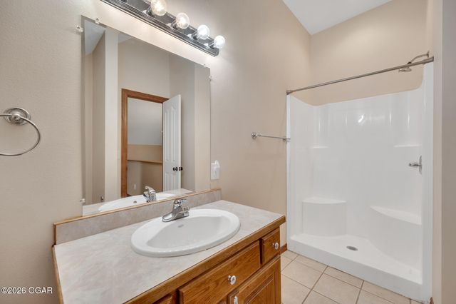 913 W Briarbrook Lane, Carl Junction, MO 64834