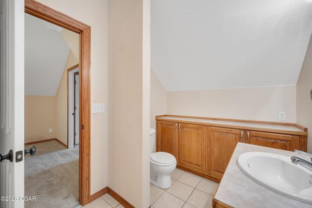 913 W Briarbrook Lane, Carl Junction, MO 64834