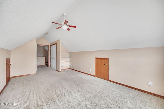 913 W Briarbrook Lane, Carl Junction, MO 64834