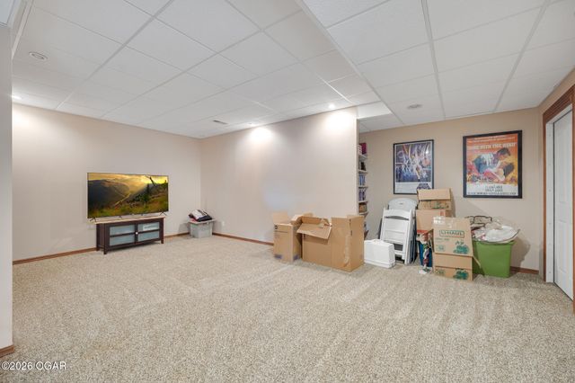 913 W Briarbrook Lane, Carl Junction, MO 64834