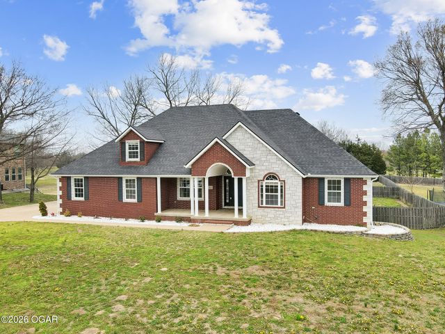 913 W Briarbrook Lane, Carl Junction, MO 64834