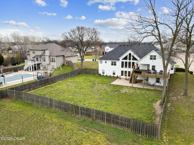 913 W Briarbrook Lane, Carl Junction, MO 64834