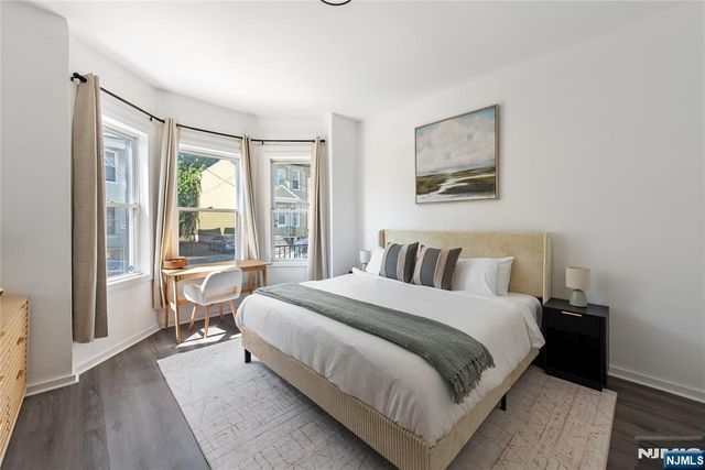 10 McDougall Street, Jersey City, NJ 07304