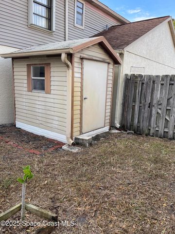 1547 Clover Circle, Melbourne, FL 32935