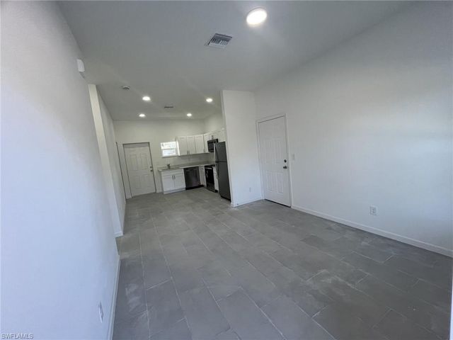 2507 52nd ST W, Lehigh Acres, FL 33971