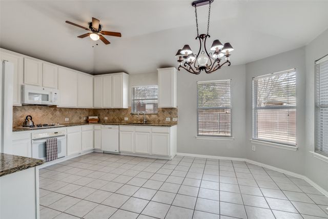 510 Bending Oaks Trail, Rockwall, TX 75087