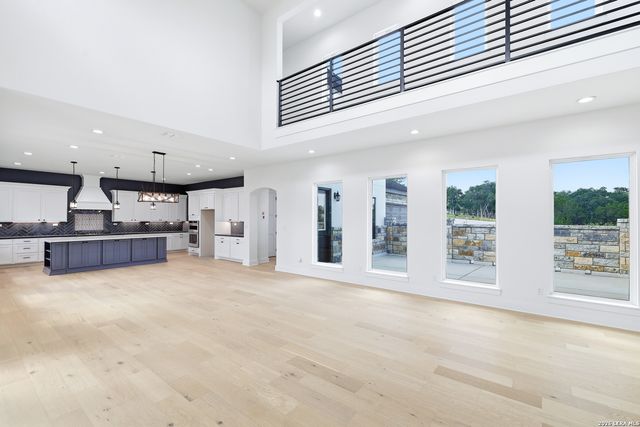285 SCENIC CYN, New Braunfels, TX 78132