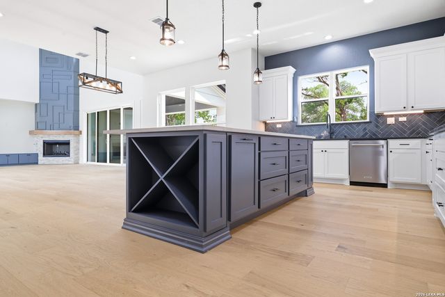 285 SCENIC CYN, New Braunfels, TX 78132