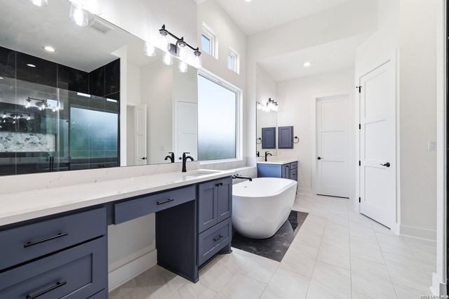 285 SCENIC CYN, New Braunfels, TX 78132