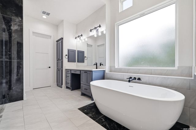 285 SCENIC CYN, New Braunfels, TX 78132