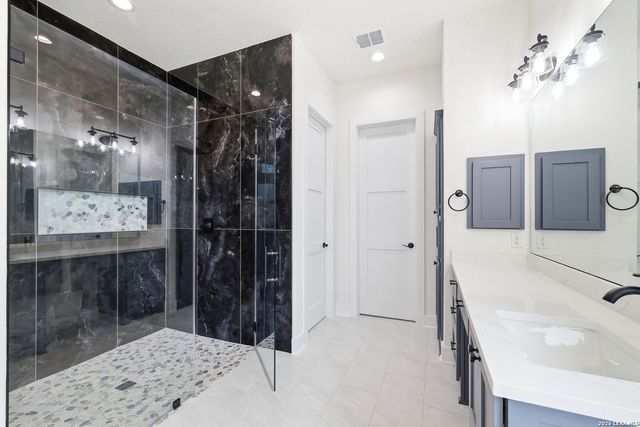 285 SCENIC CYN, New Braunfels, TX 78132